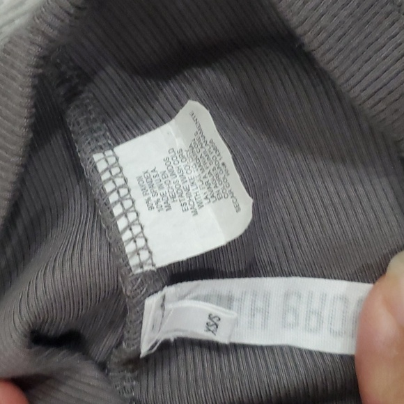 -Joah Brown Single strap grey crop tank size xs/s in great condition. - Picture 4 of 6